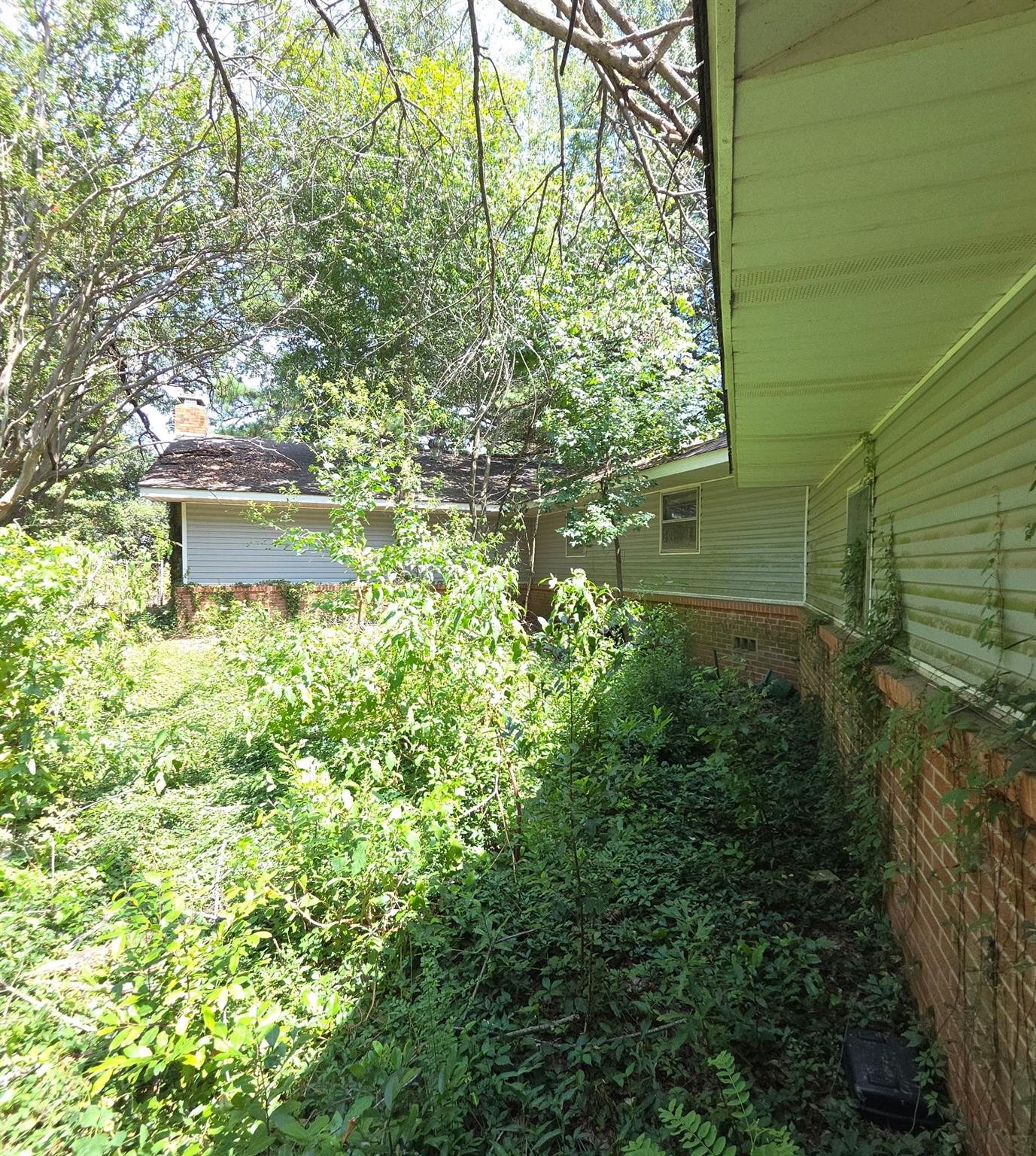 5898 Tryon Road
