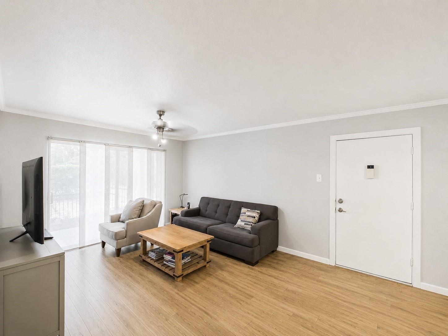 7555 Katy Freeway # 49