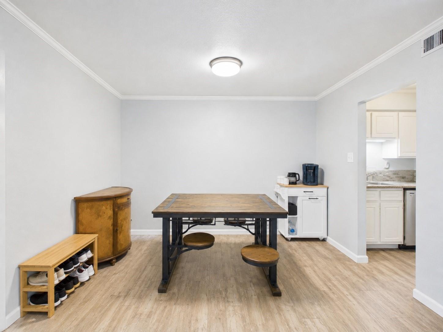 7555 Katy Freeway # 49