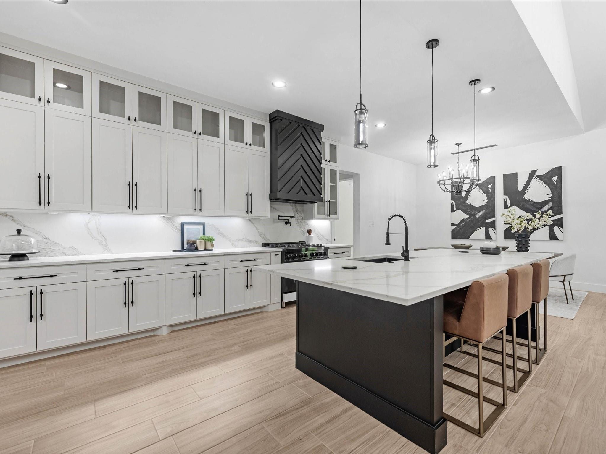 25 Private Road 6612