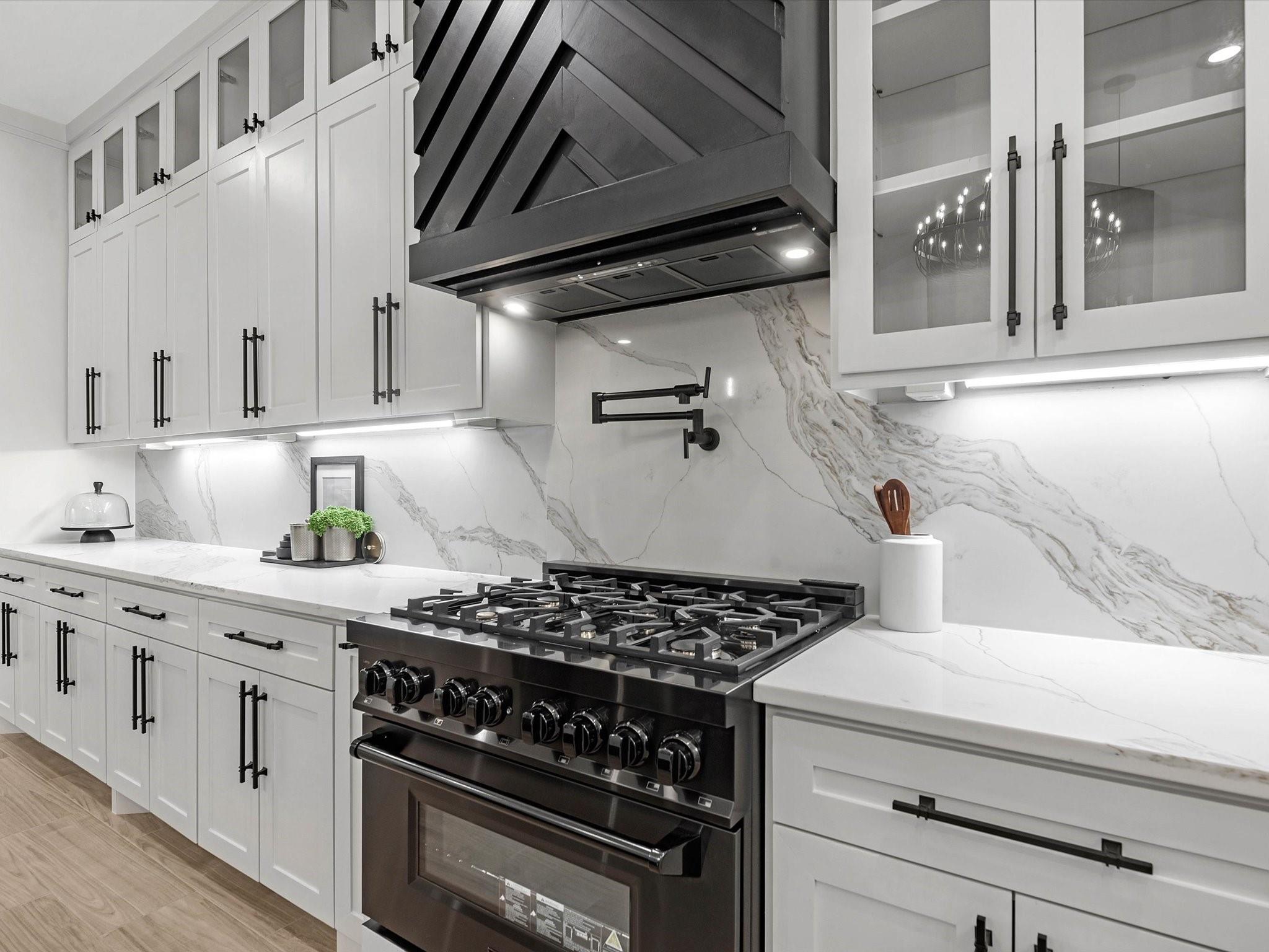 25 Private Road 6612