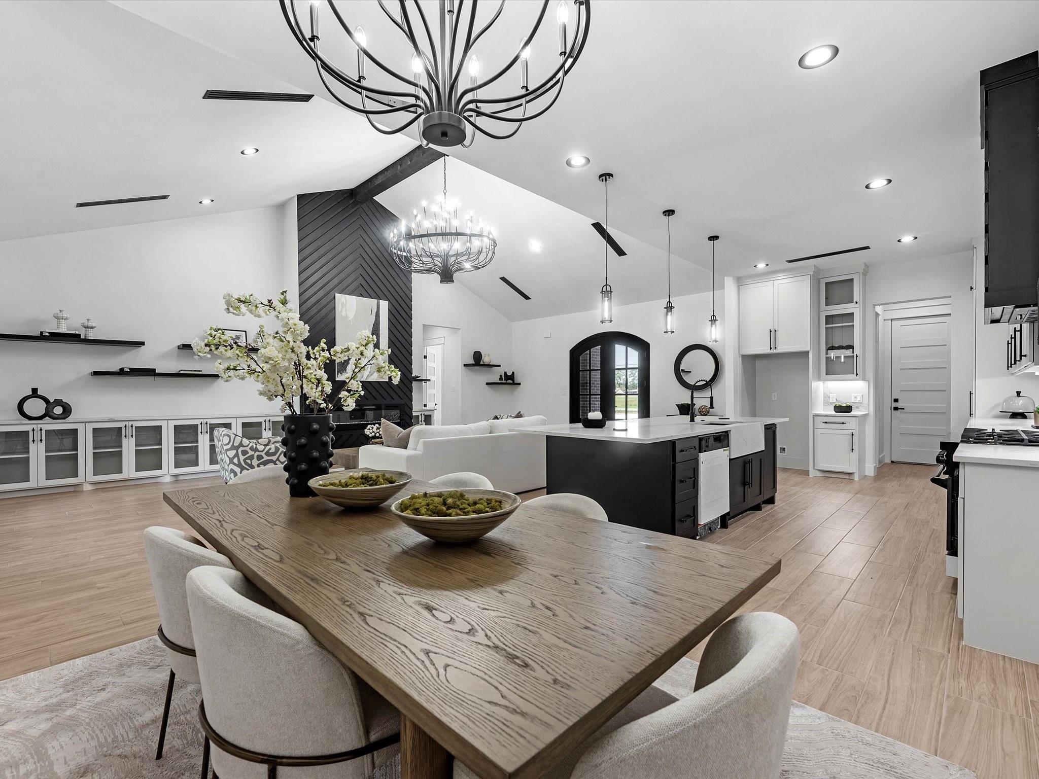 25 Private Road 6612