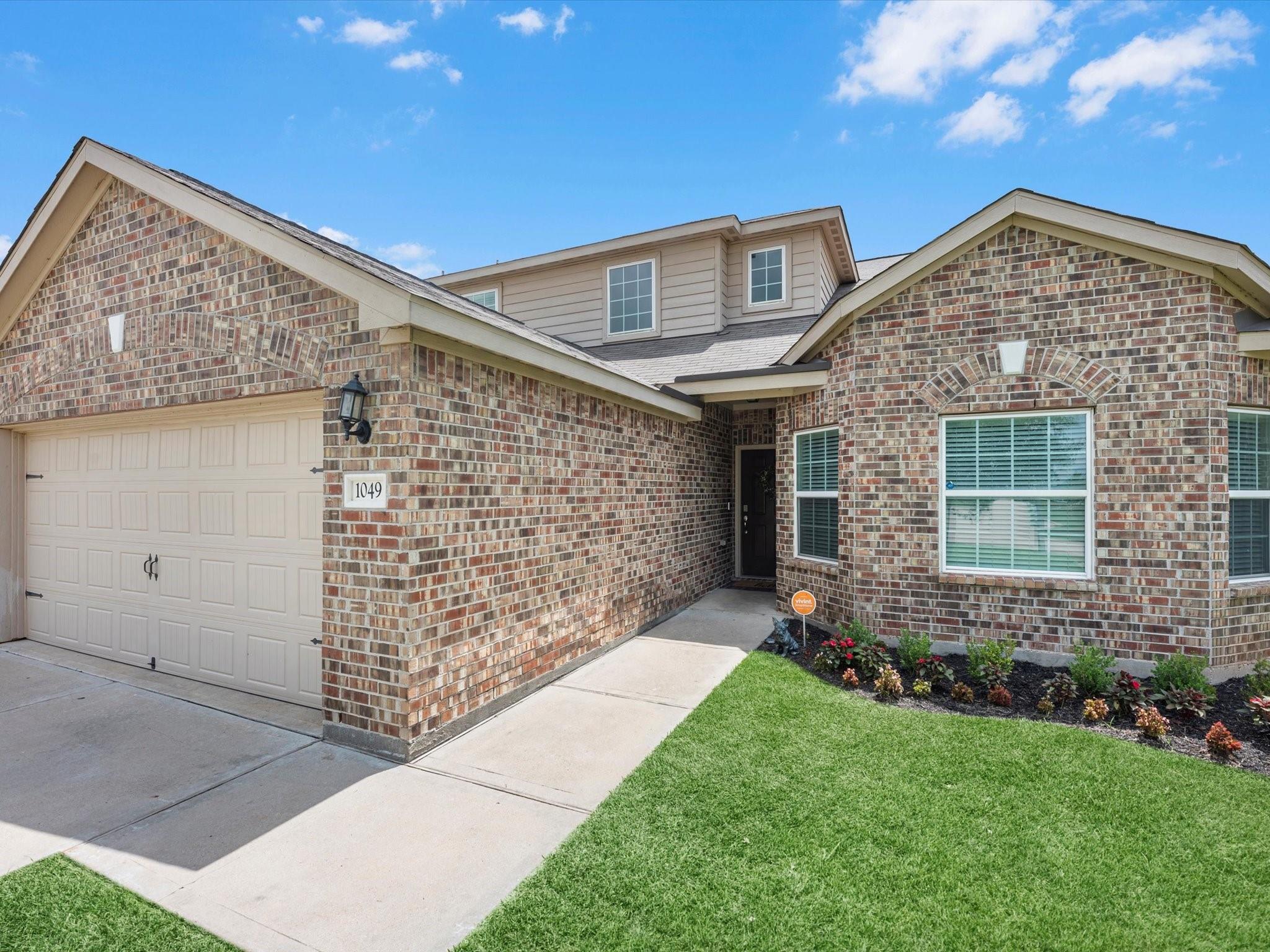 1049 Strawberry Ridge Drive