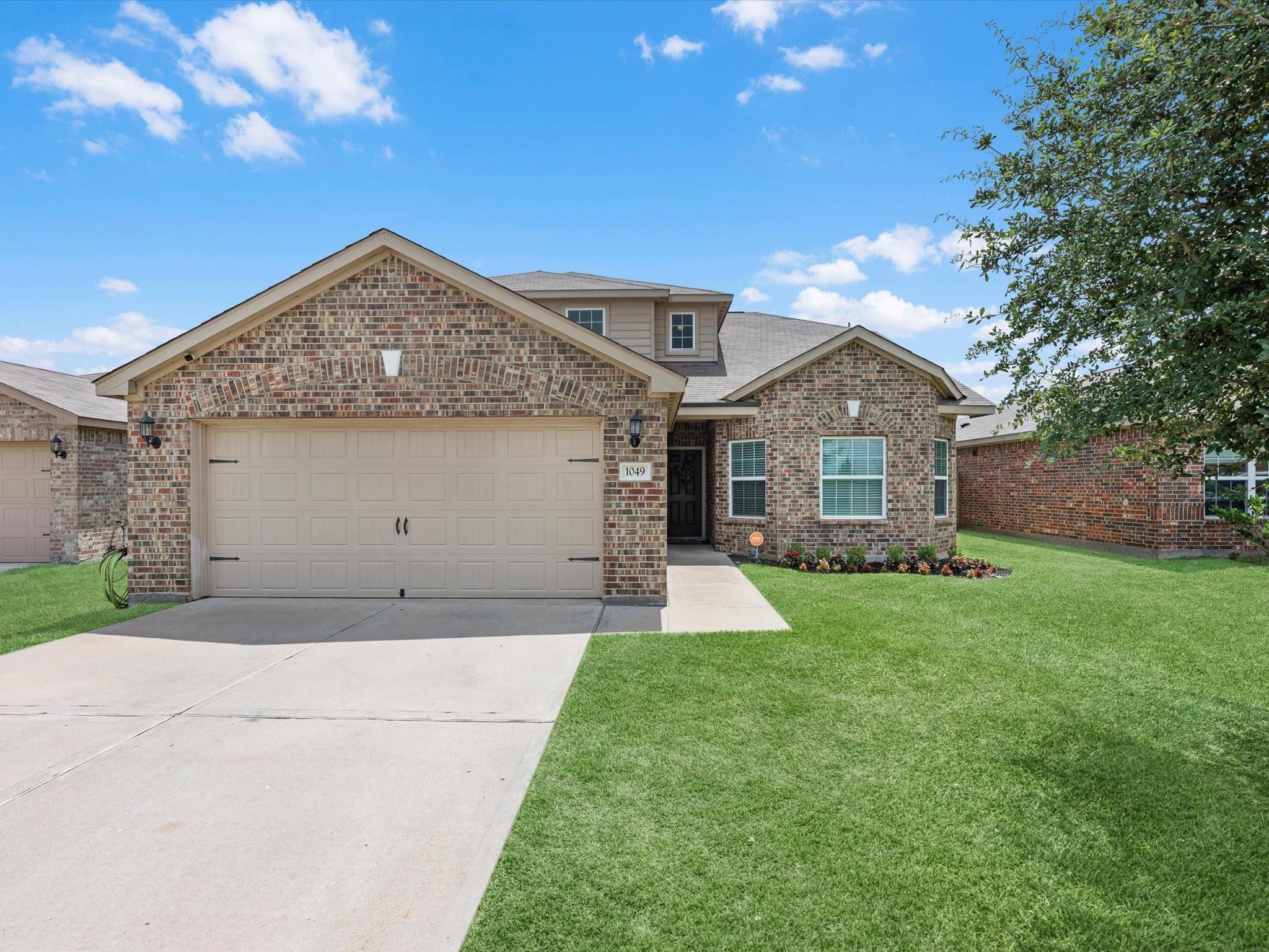 1049 Strawberry Ridge Drive