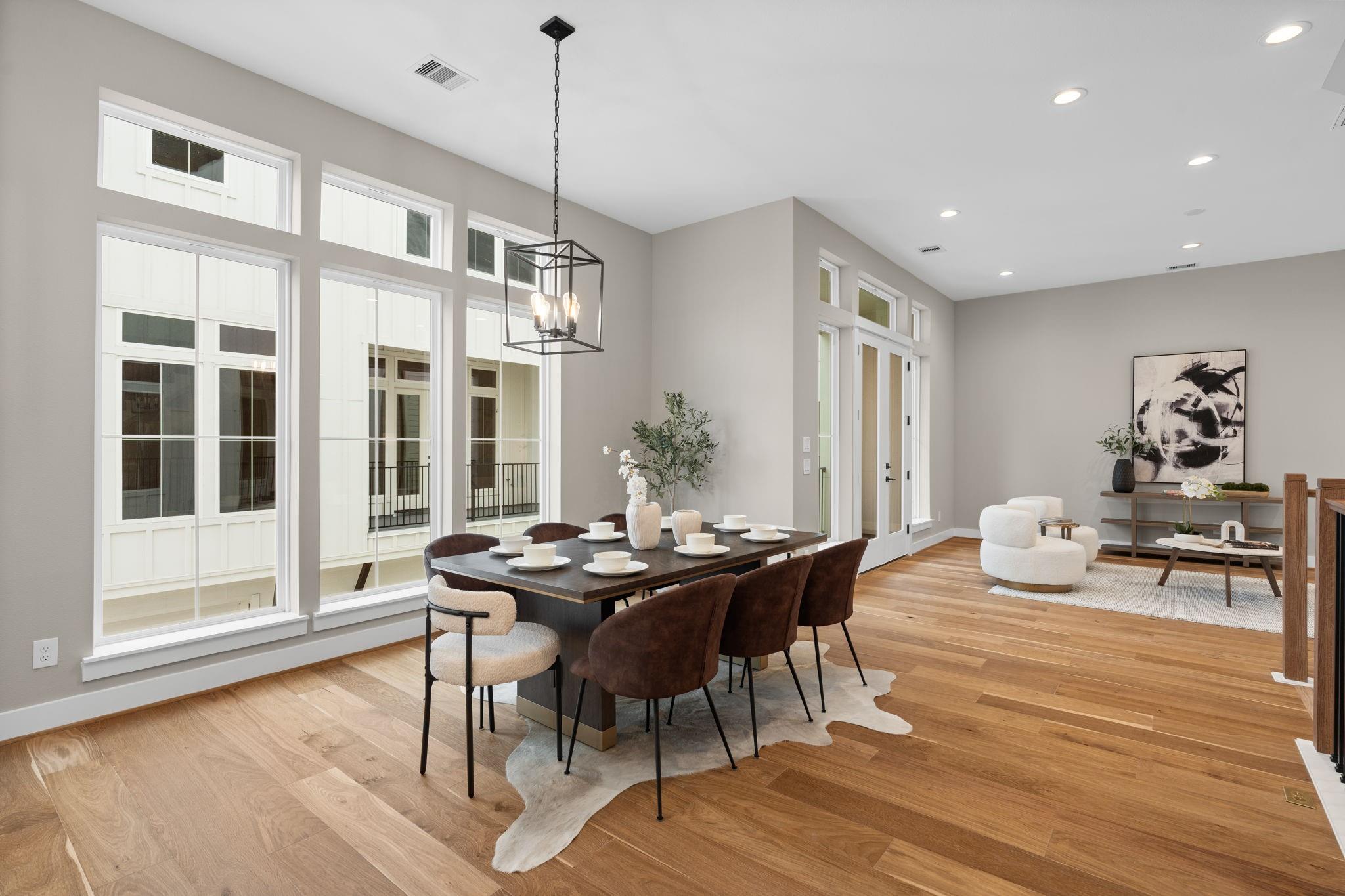 1193 W 19th Street