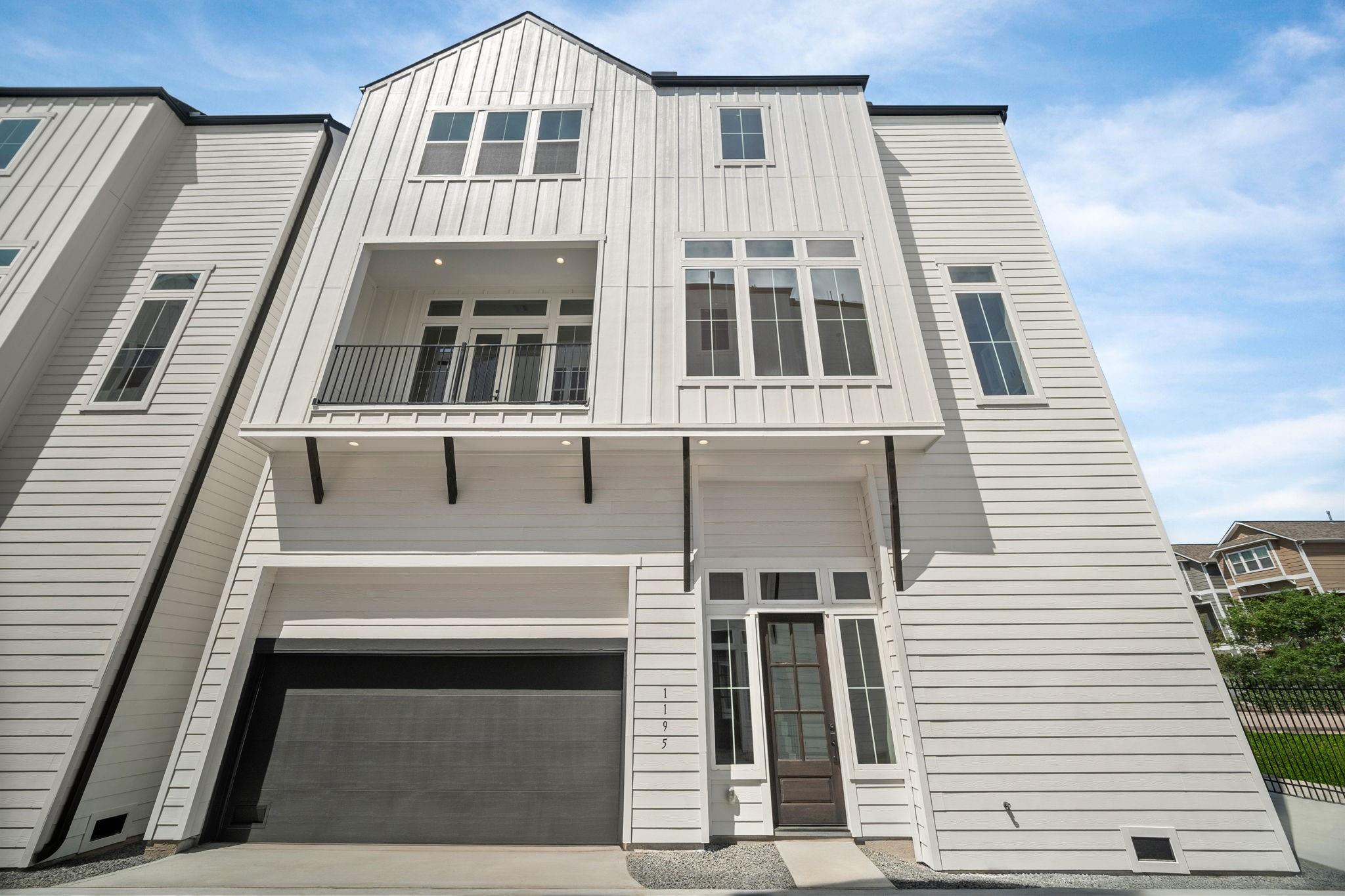 1193 W 19th Street