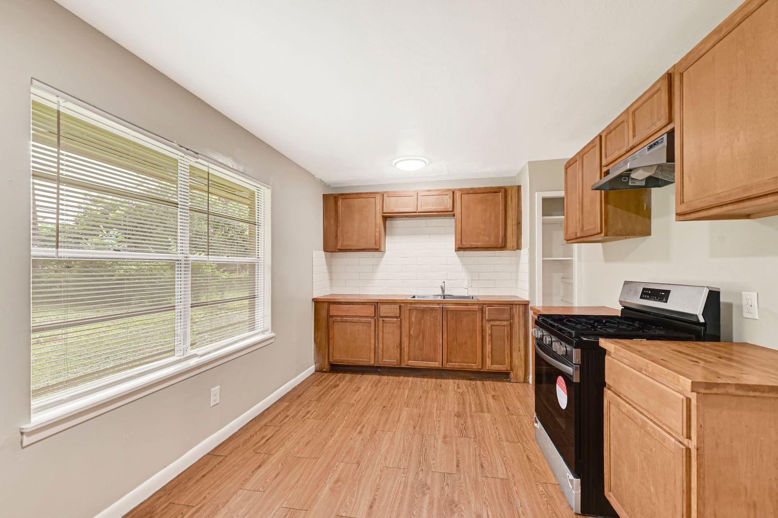 4319 Howcher Street, Houston