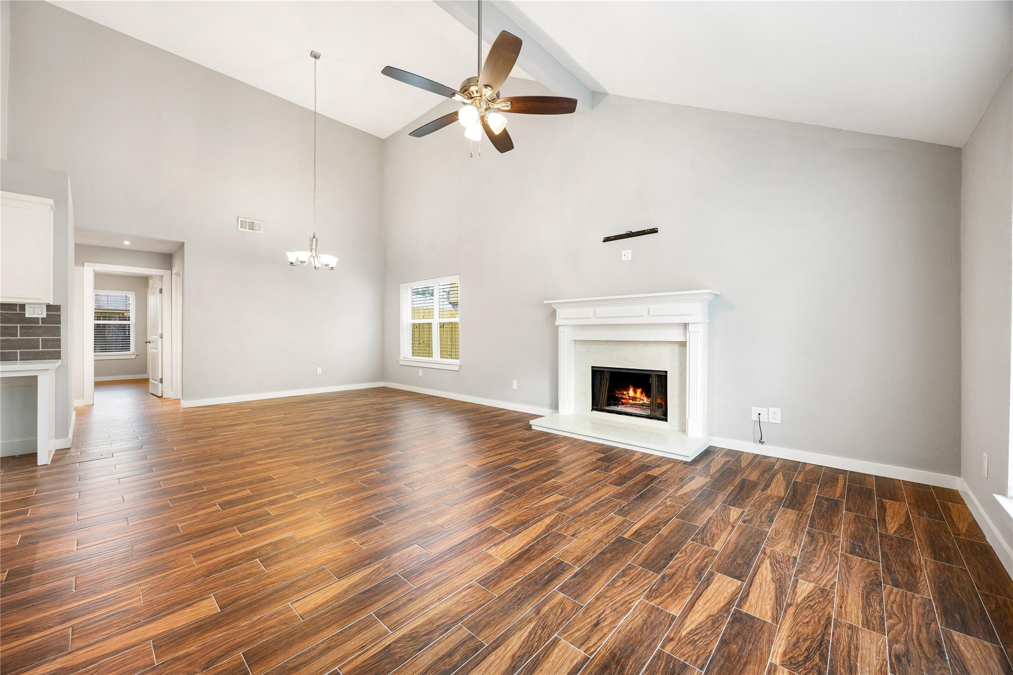 5122 Prairie Creek Drive