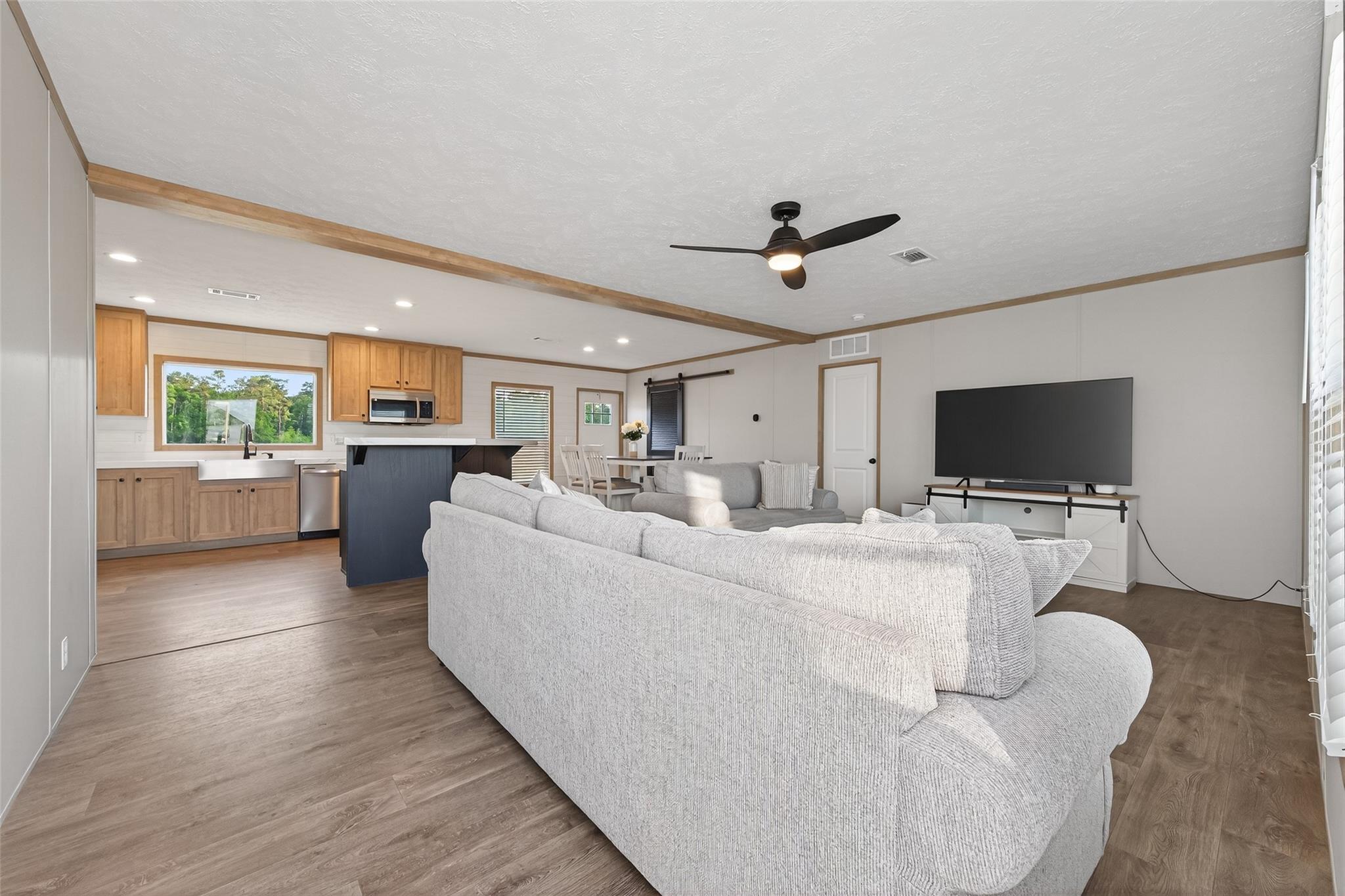 1218 Long Leaf Pine Street