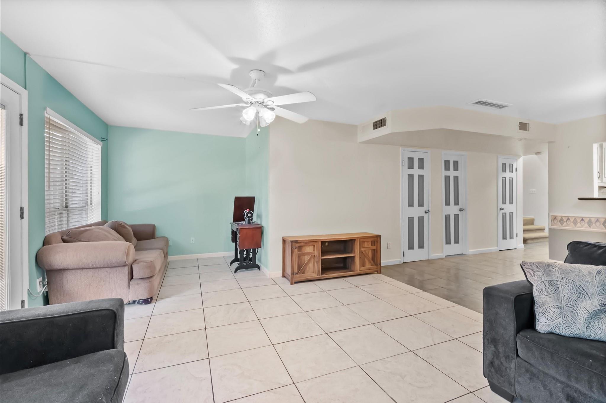 1025 Willow Oaks Circle