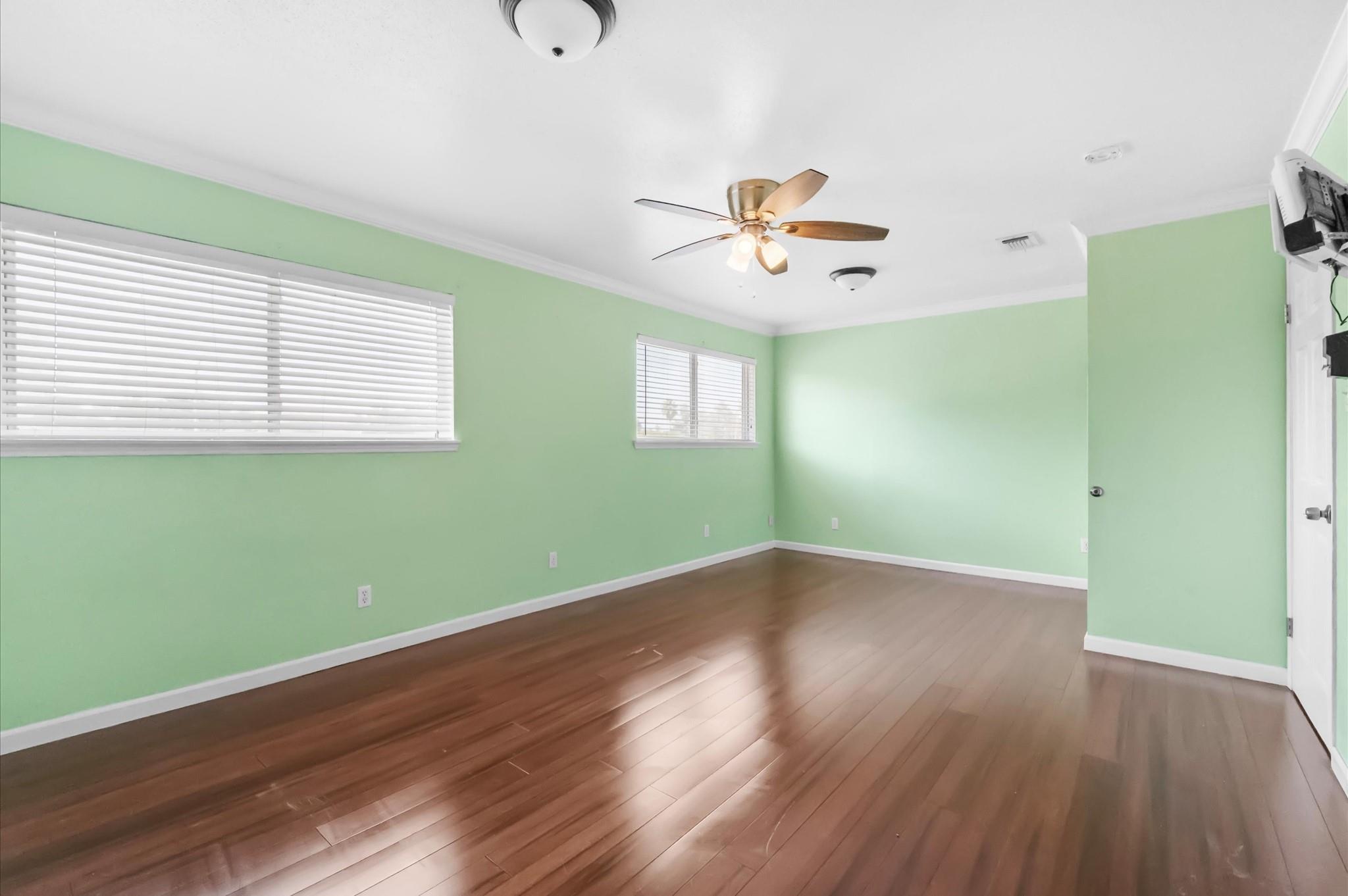 1025 Willow Oaks Circle