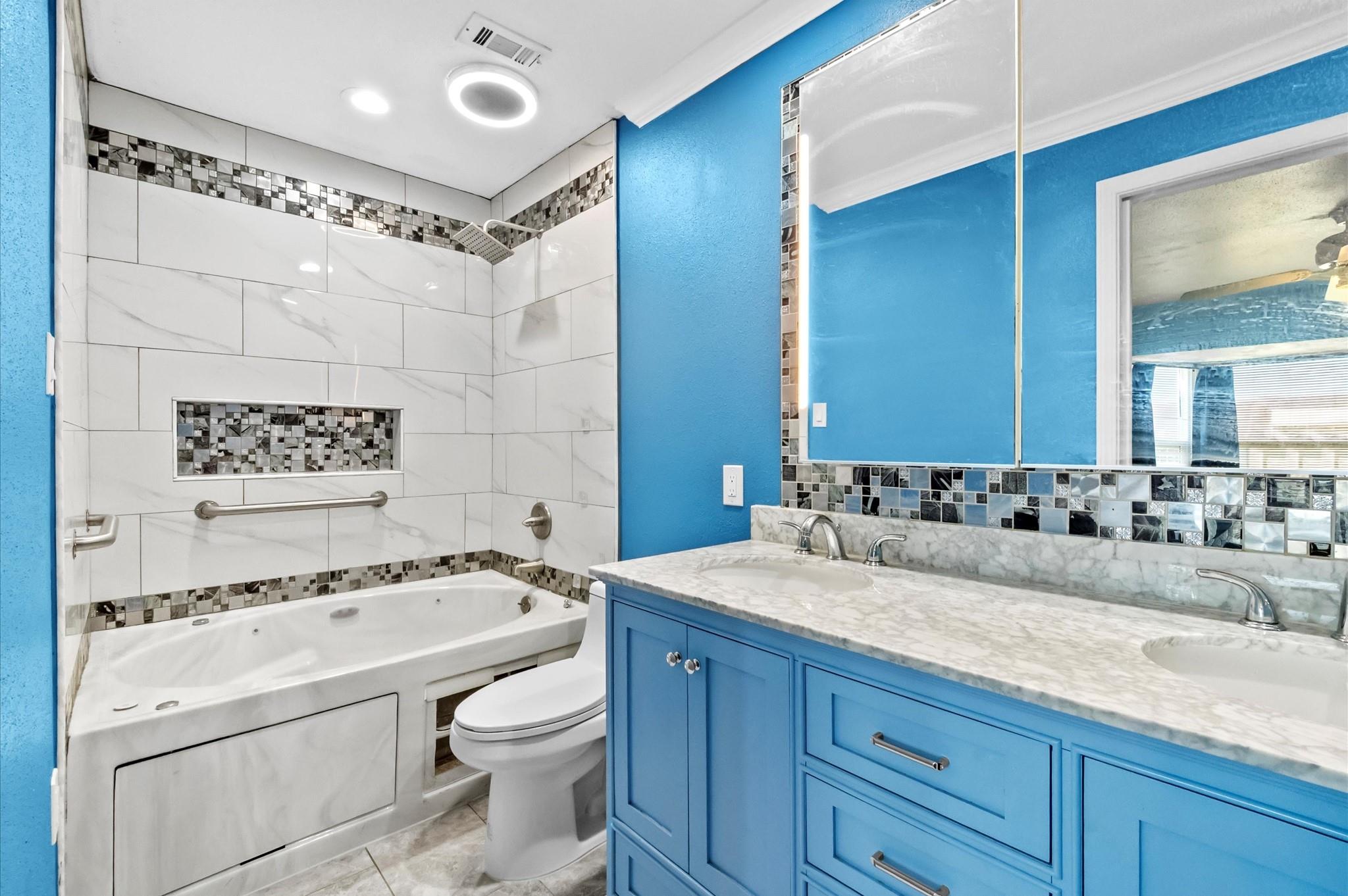 1025 Willow Oaks Circle