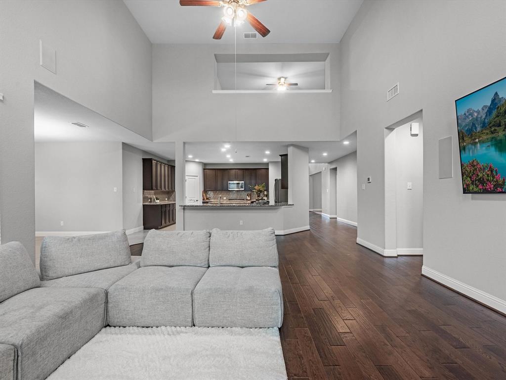 21403 Crested Valley Drive