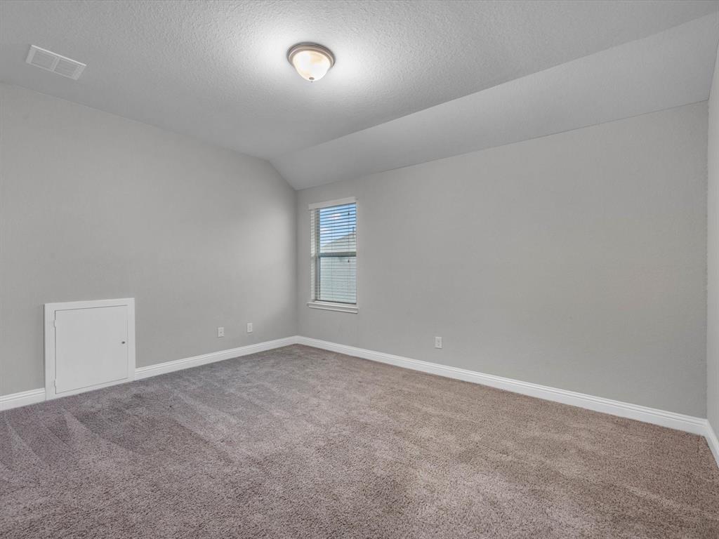 21403 Crested Valley Drive