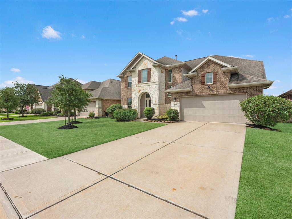 21403 Crested Valley Drive