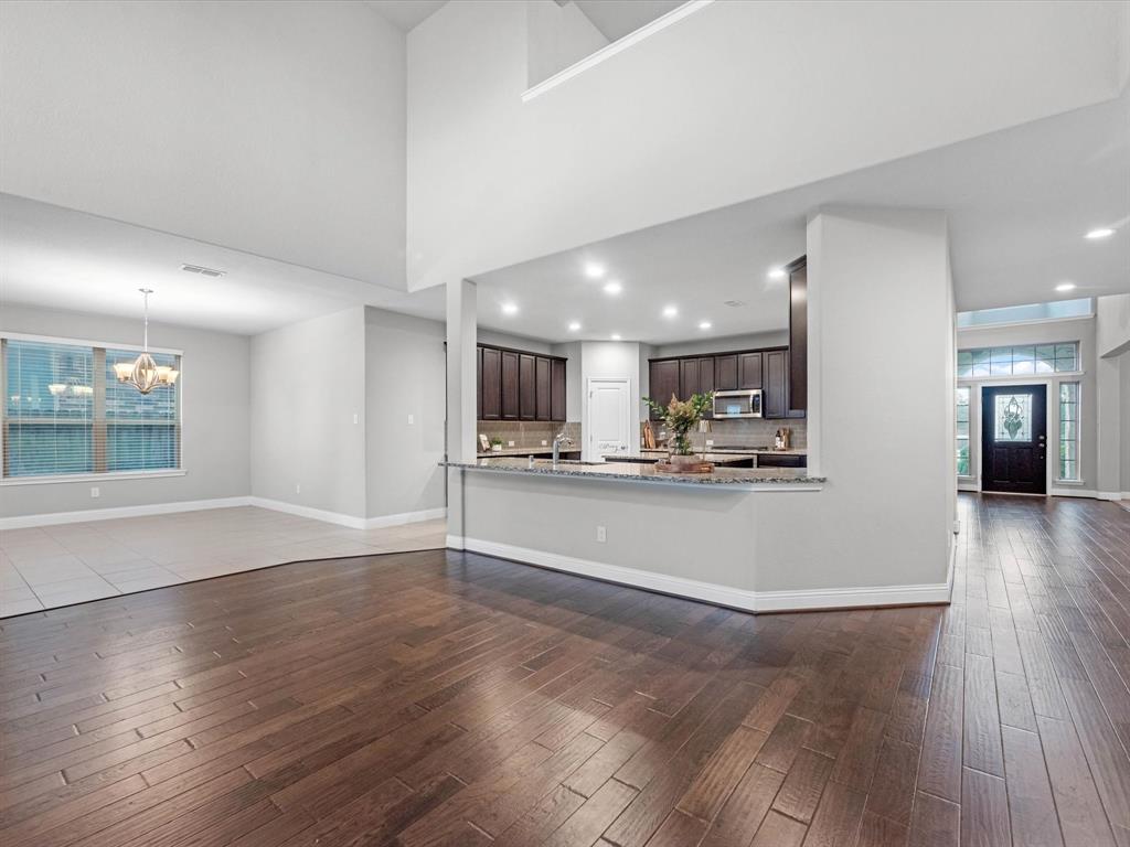 21403 Crested Valley Drive
