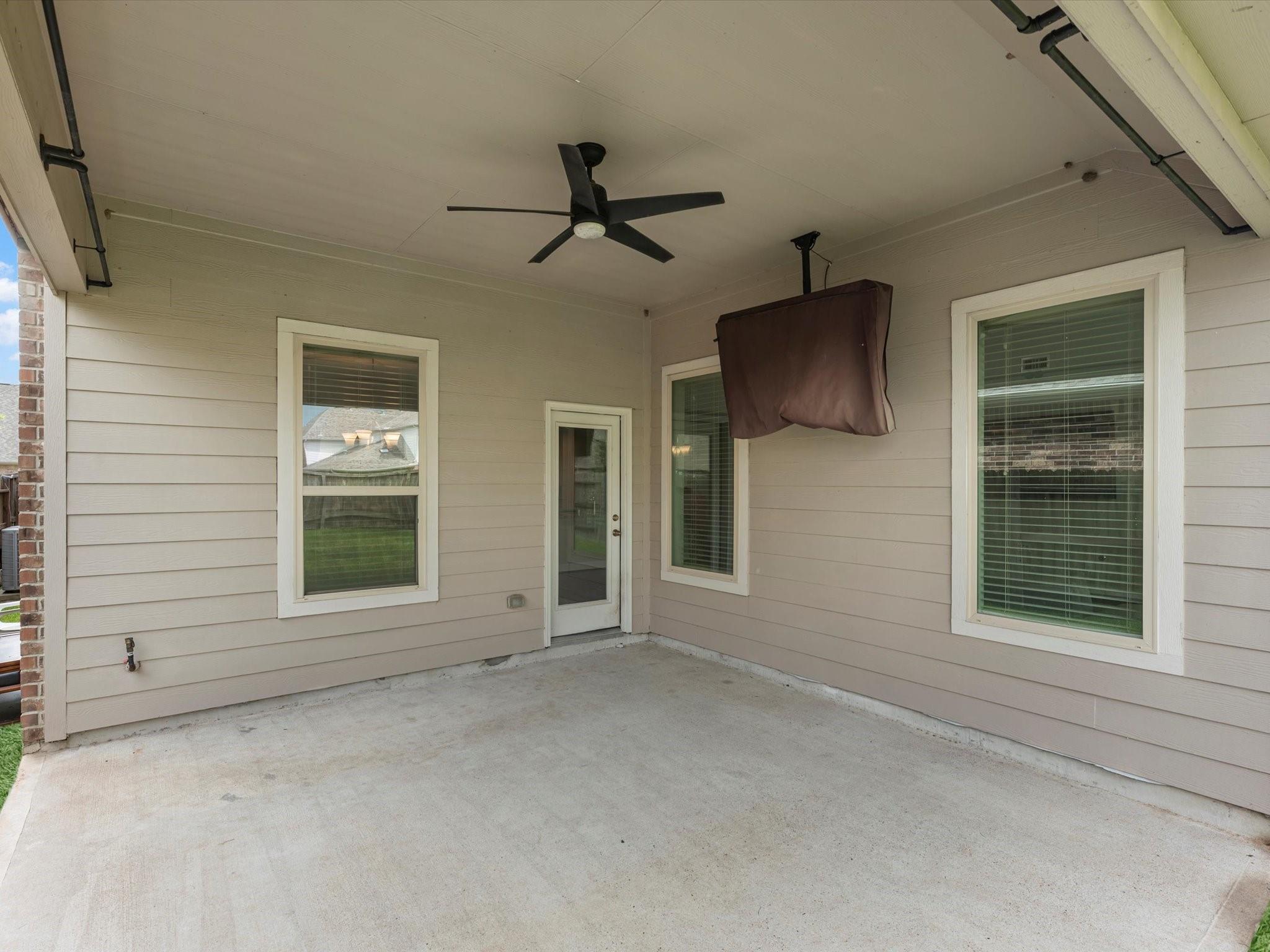 21403 Crested Valley Drive