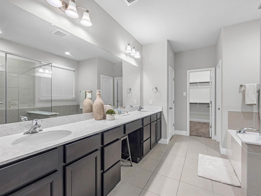 21403 Crested Valley Drive