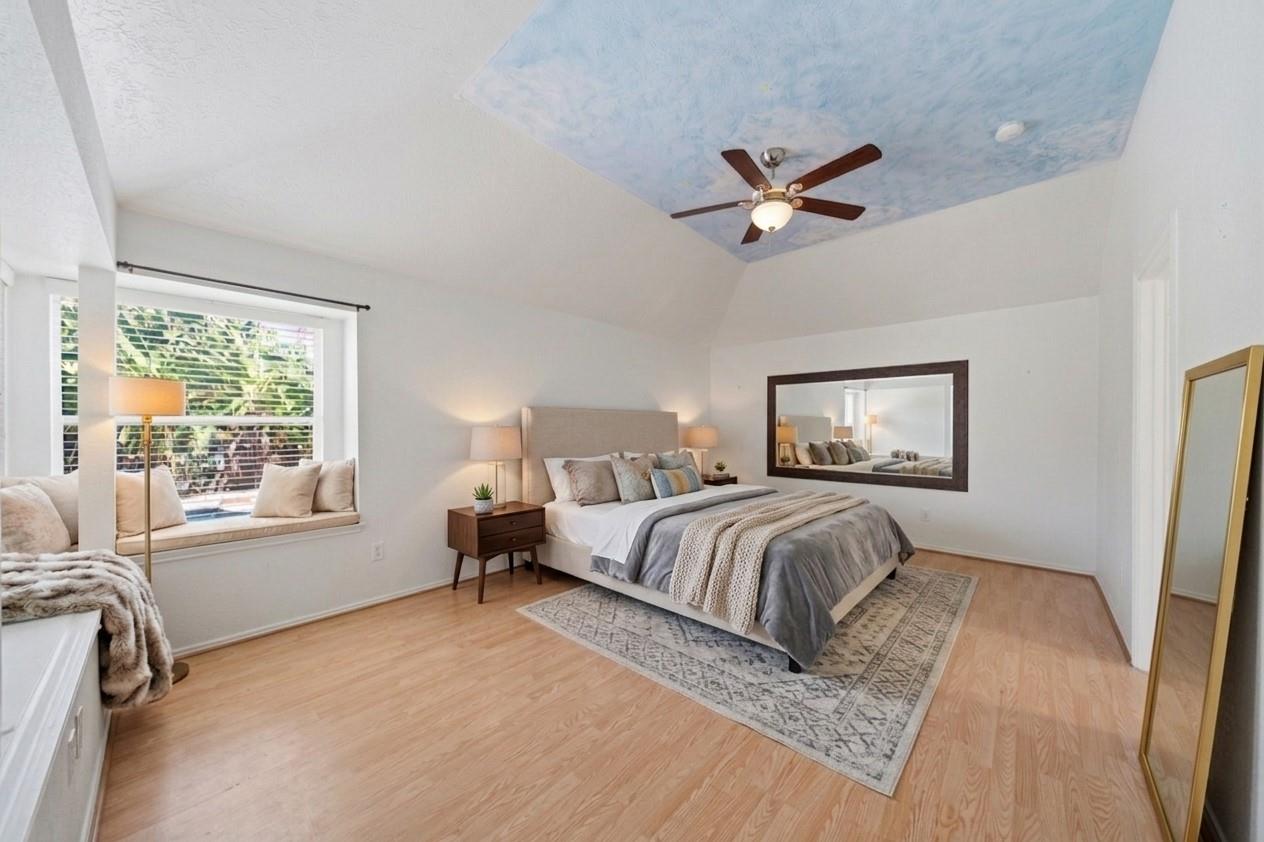22510 Vista Valley Drive