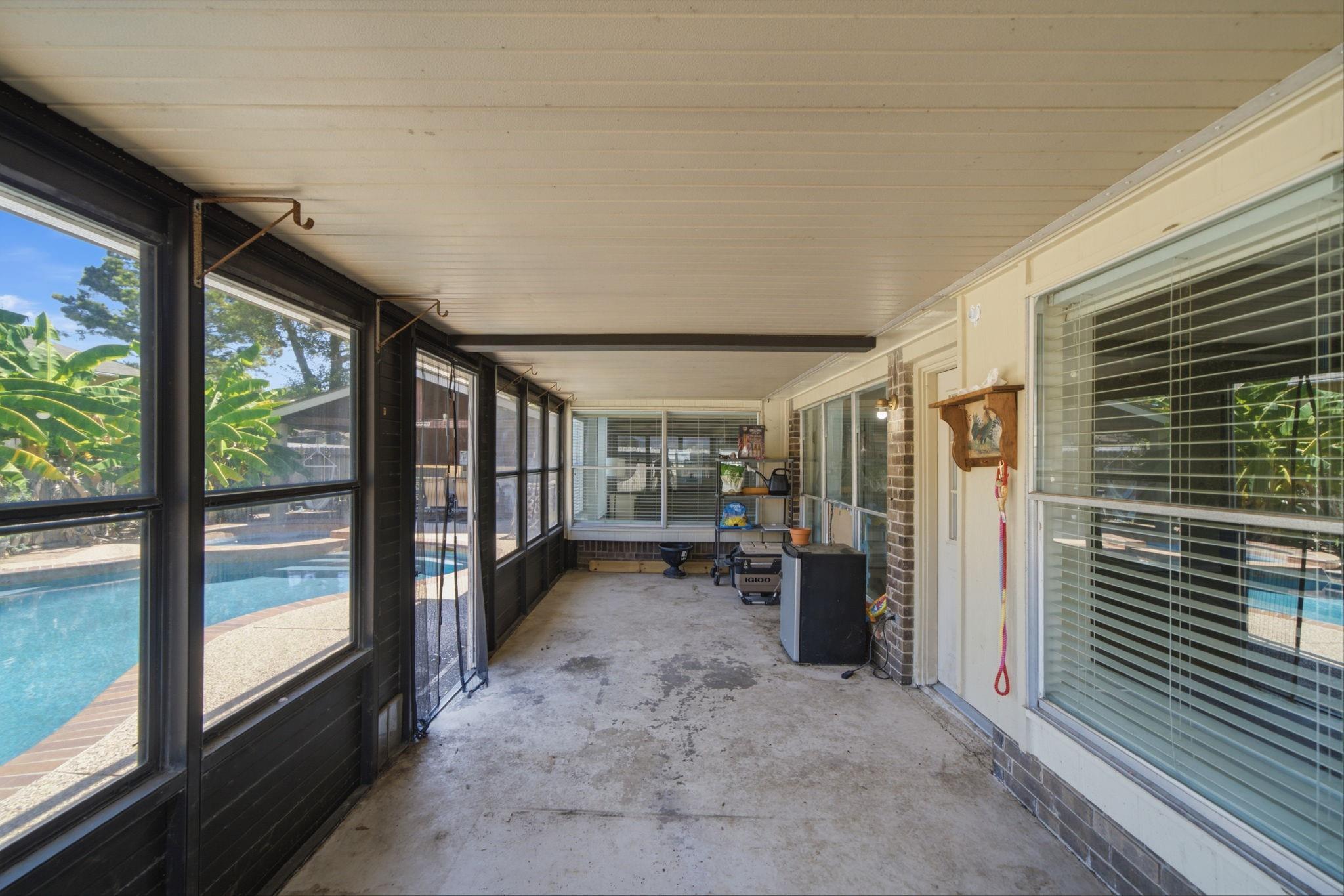 22510 Vista Valley Drive