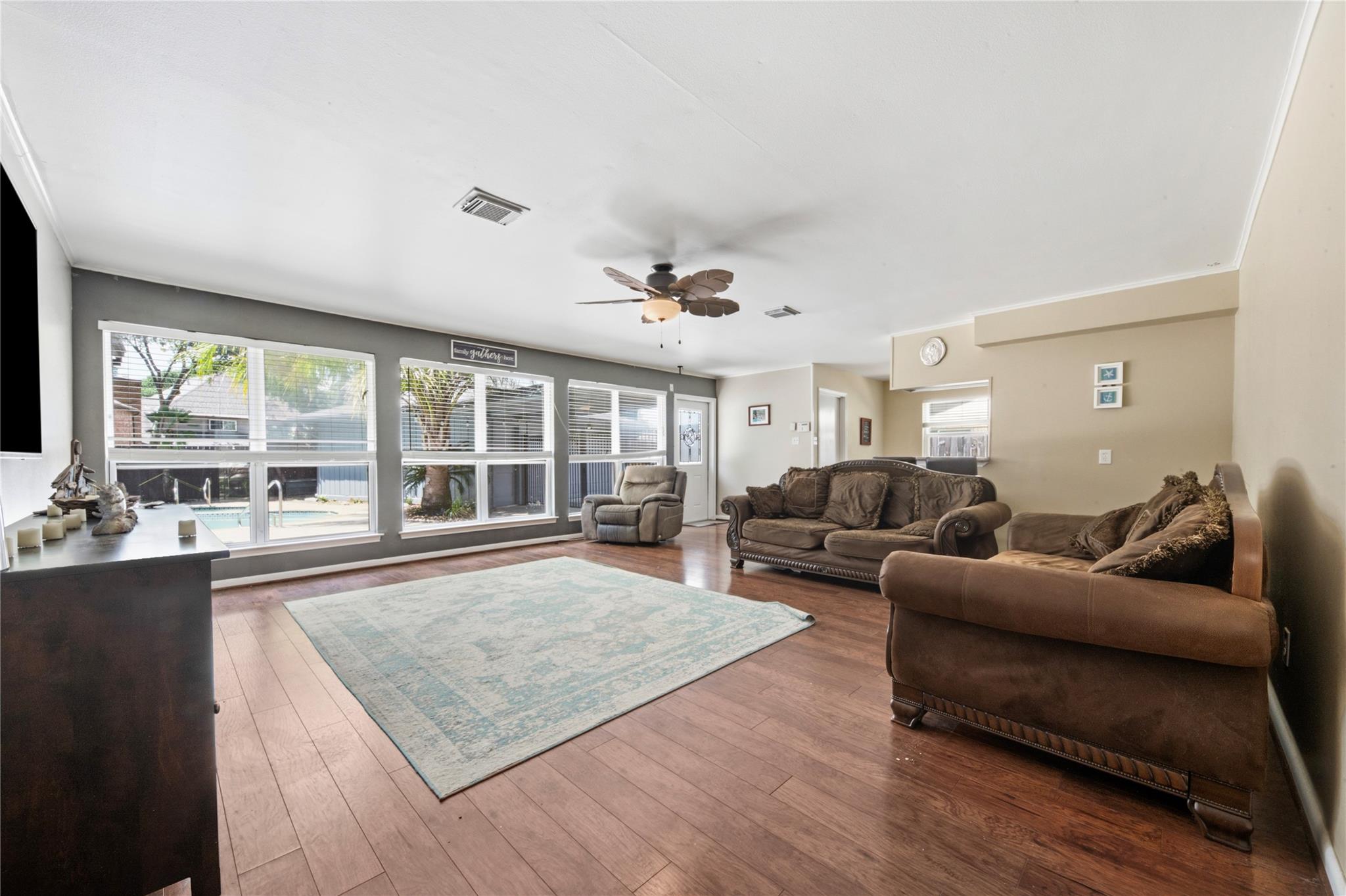 4118 Long Grove Drive