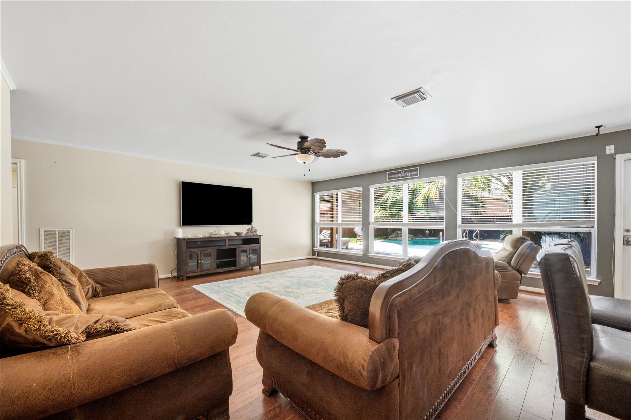 4118 Long Grove Drive