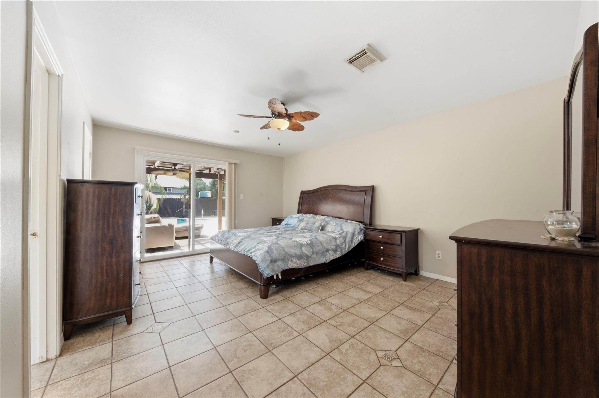 4118 Long Grove Drive
