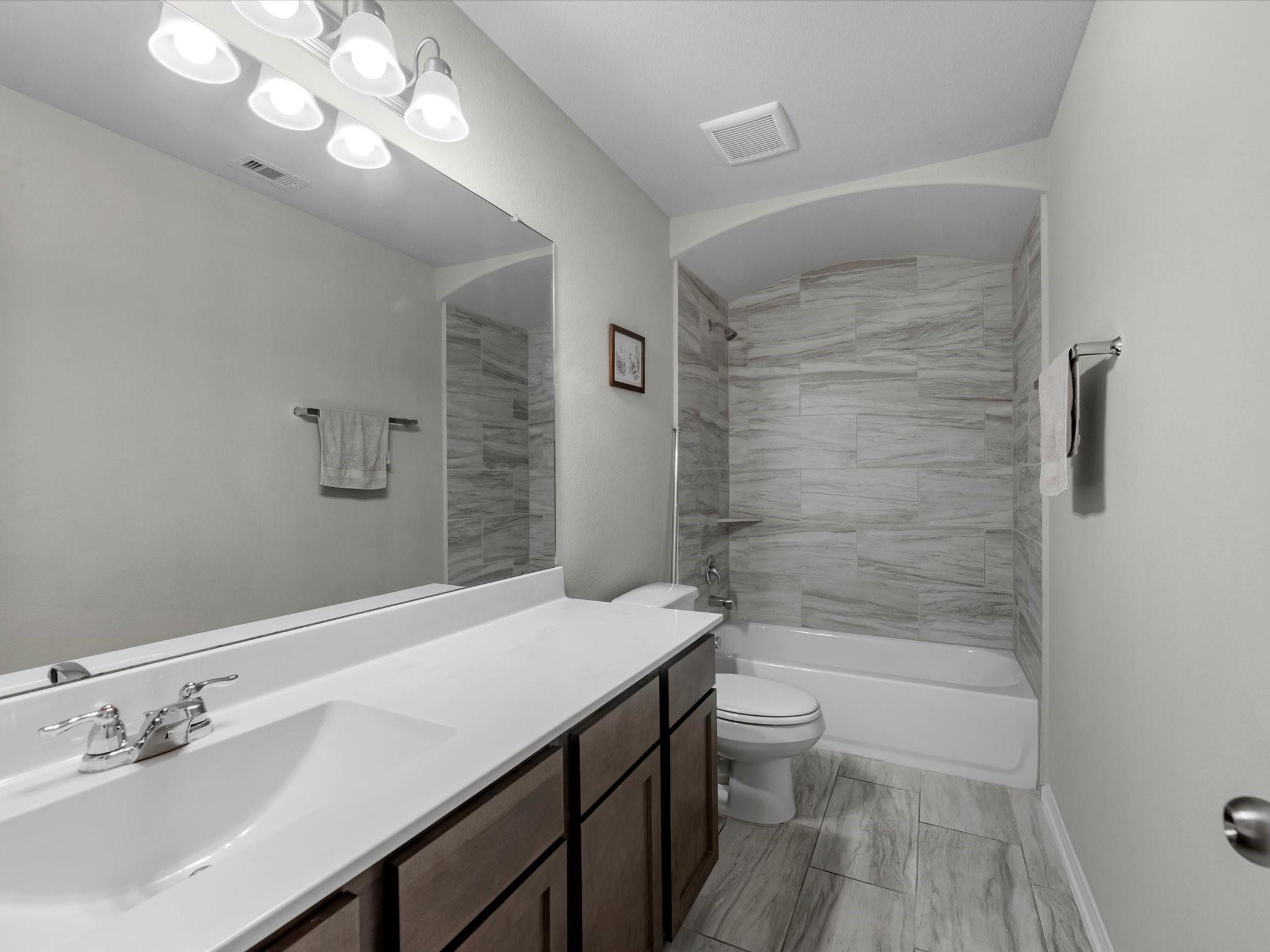 18123 Gardens End Lane