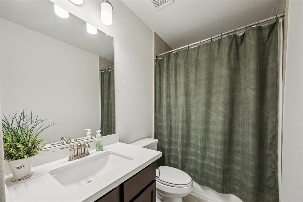 200 Valley Ranch Trail