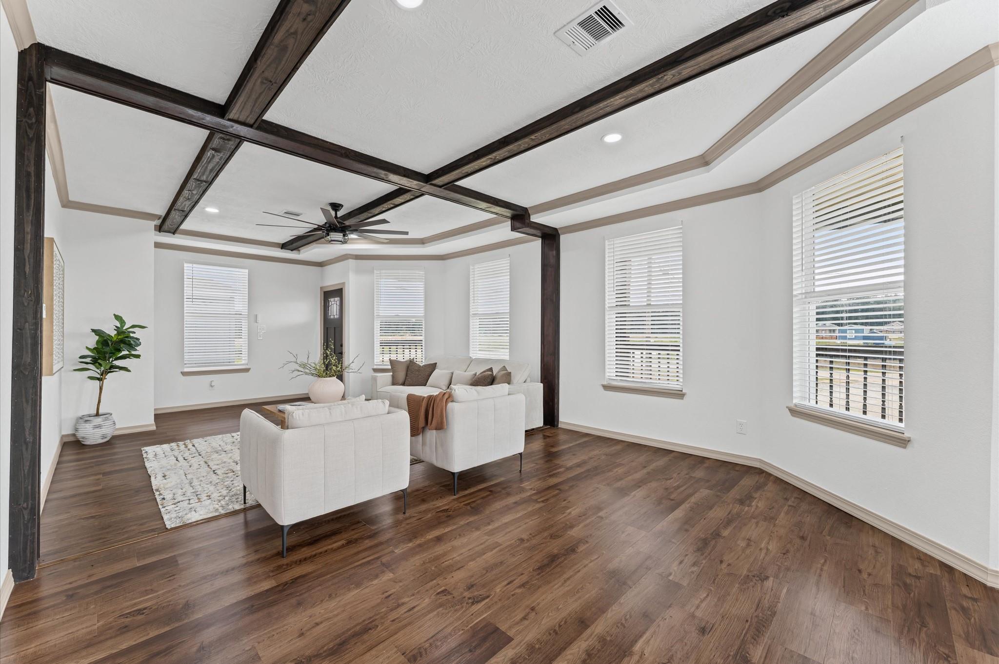 1239 Peter Pine St Street