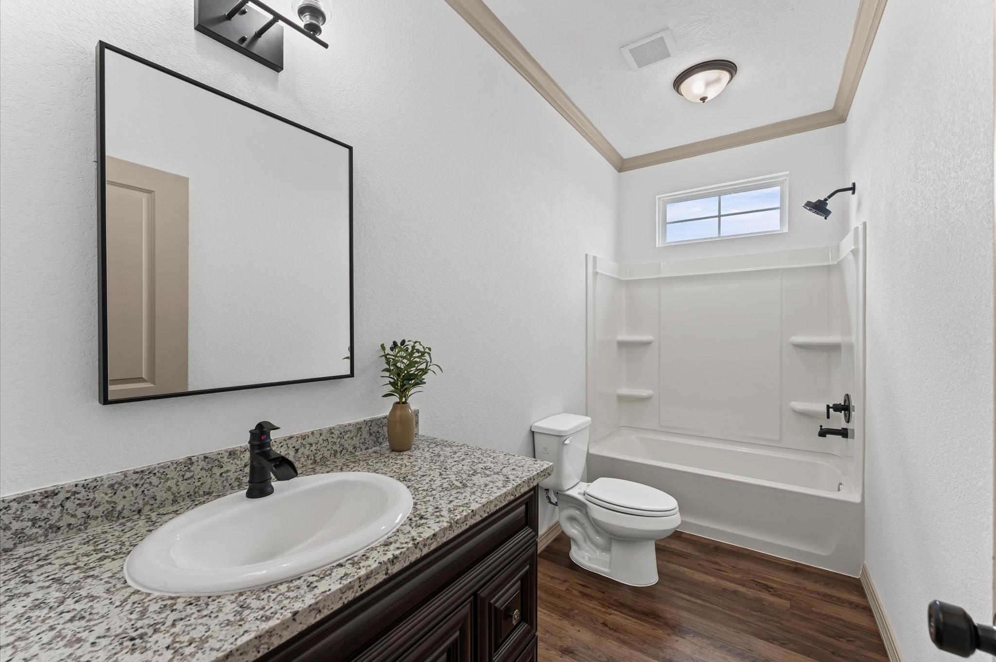 1239 Peter Pine St Street