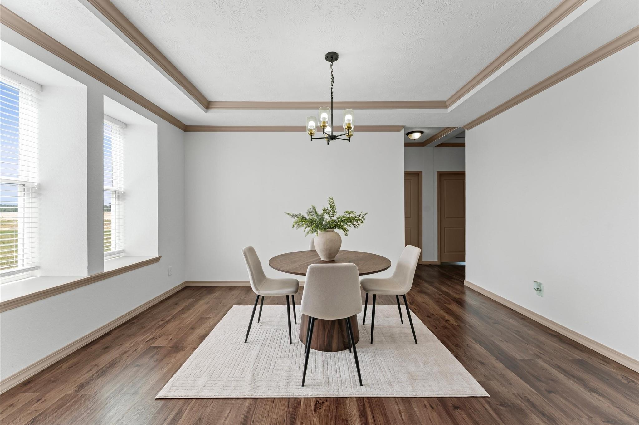 1239 Peter Pine St Street