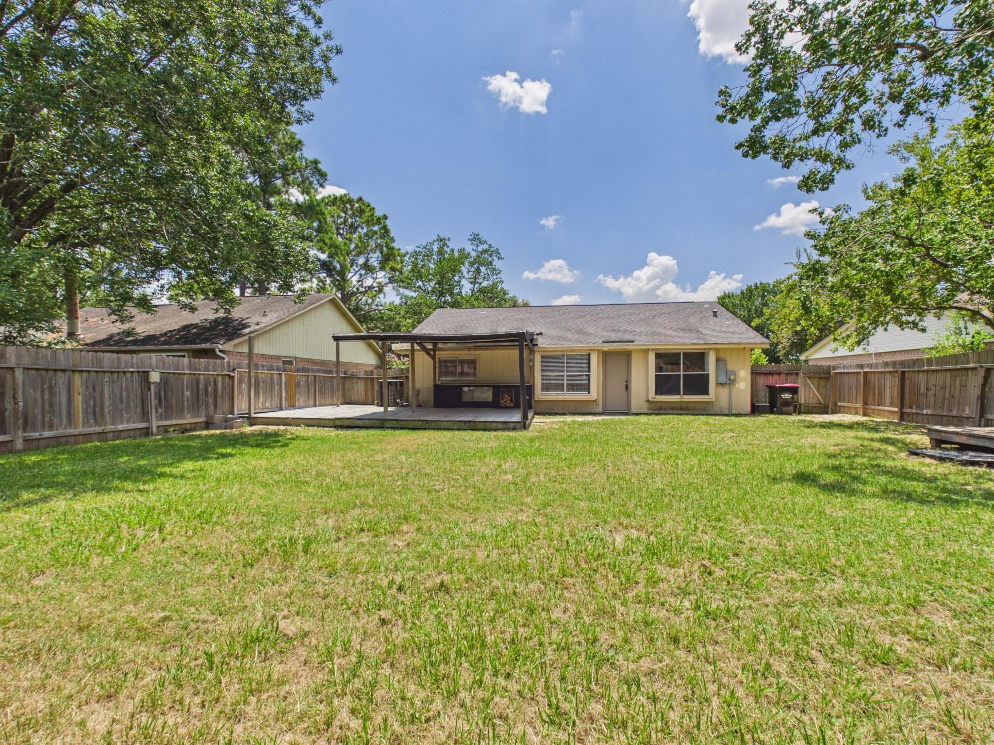 9918 Peachridge Dr