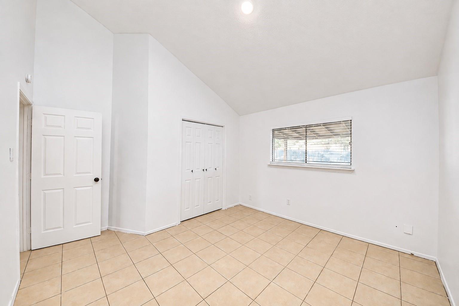 9918 Peachridge Dr
