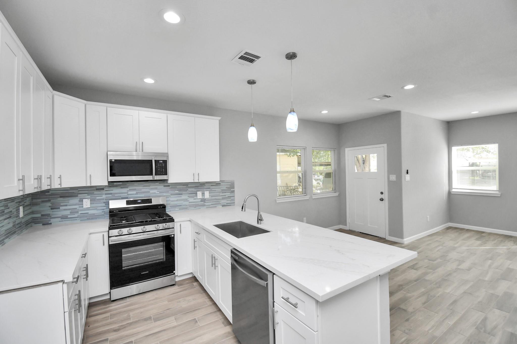 5941 Southlea Street