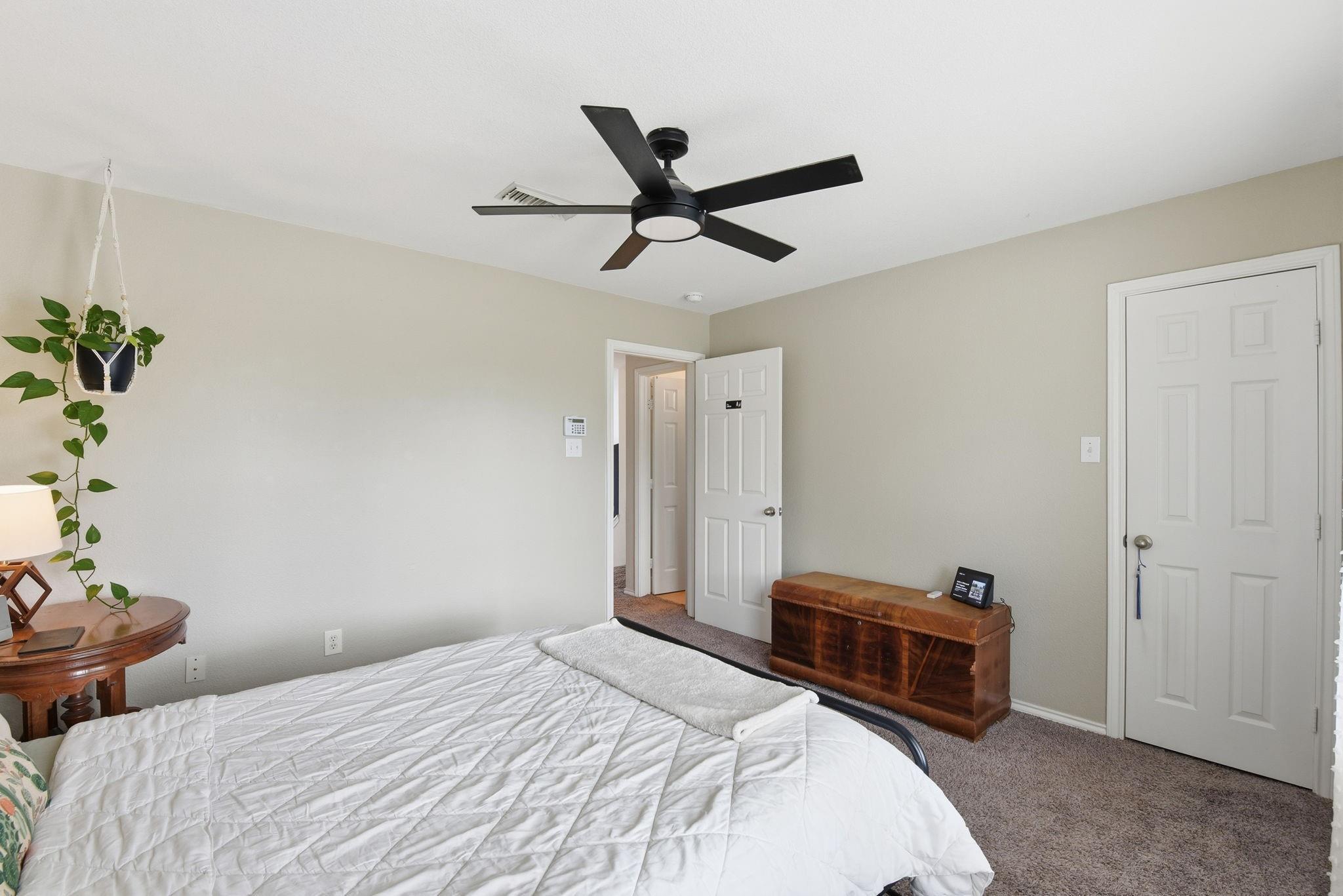 6090 Haysden Lane