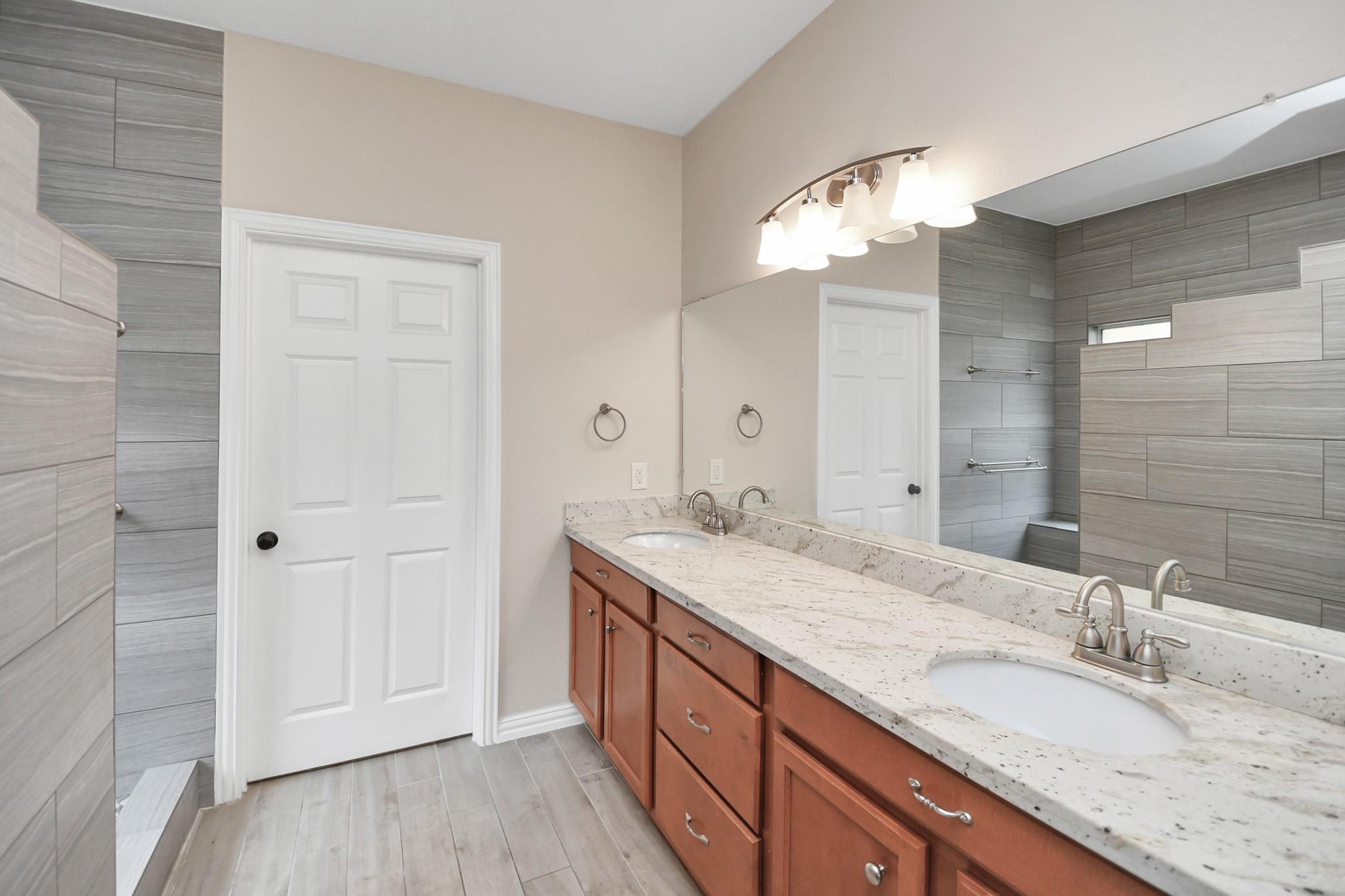 11407 Creekwood Hills Lane