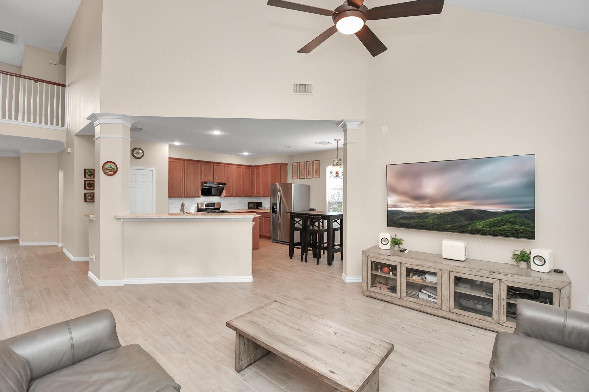 11407 Creekwood Hills Lane