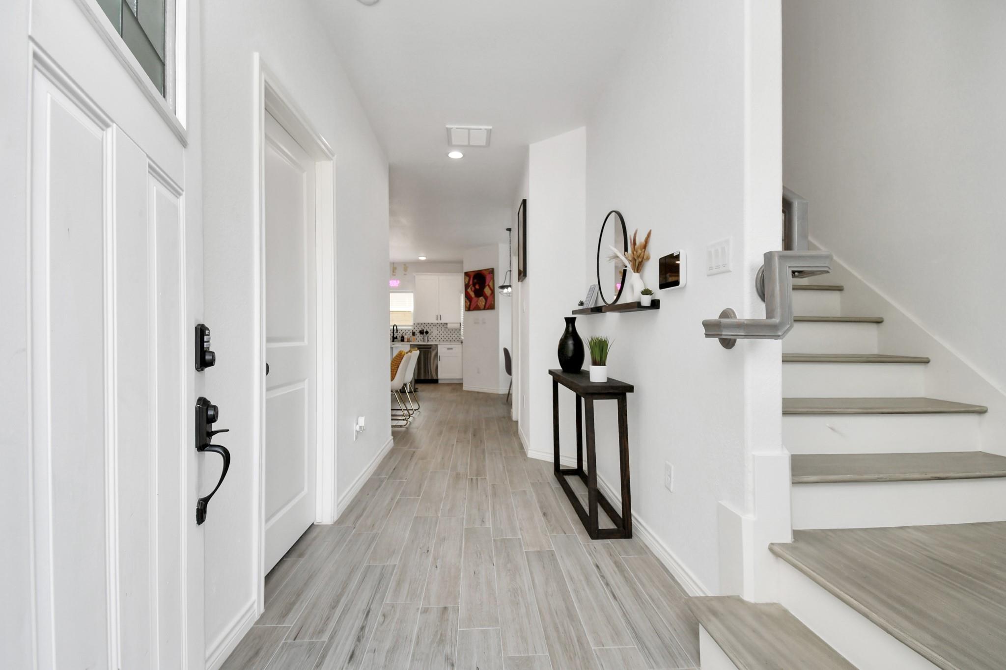 8406 Parnell Street Unit: A/B