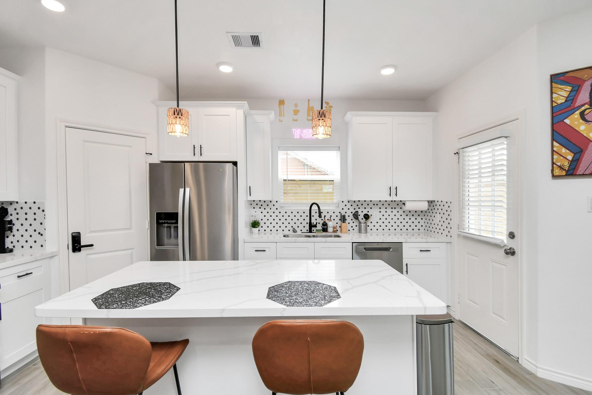 8406 Parnell Street Unit: A/B