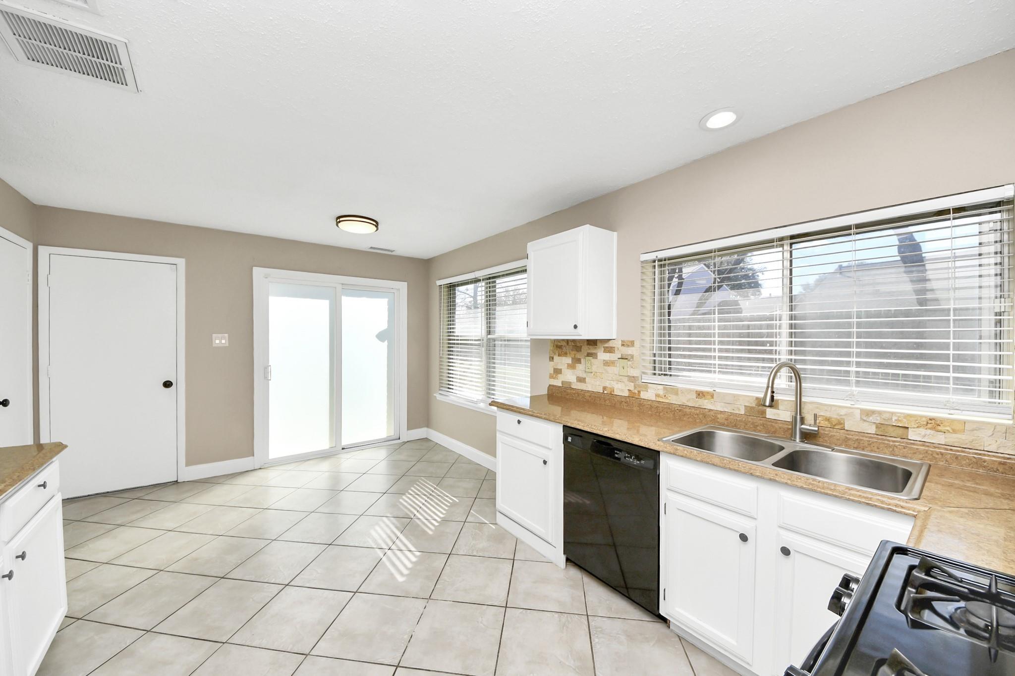 9611 Cleveland Bay Court