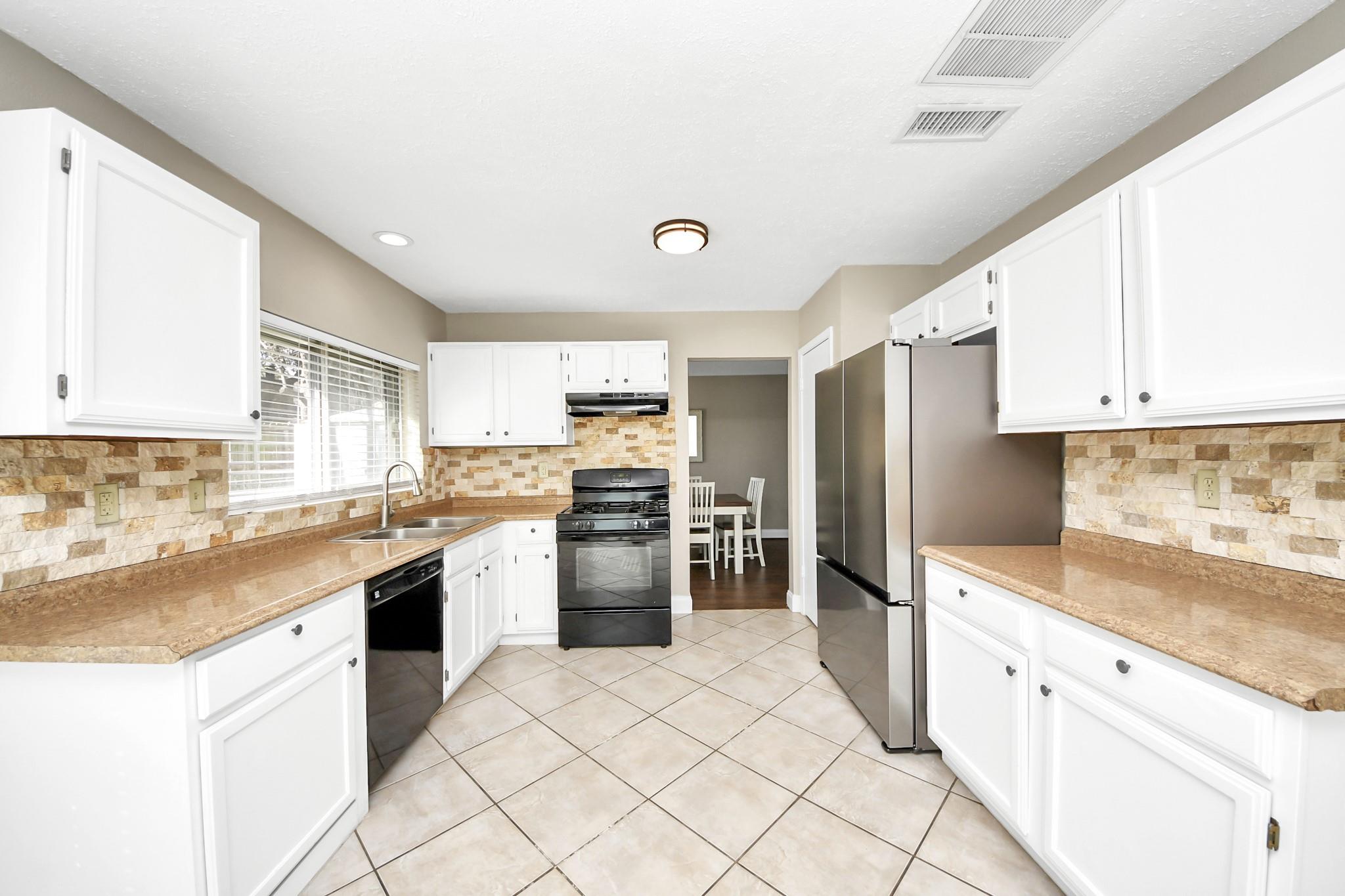 9611 Cleveland Bay Court