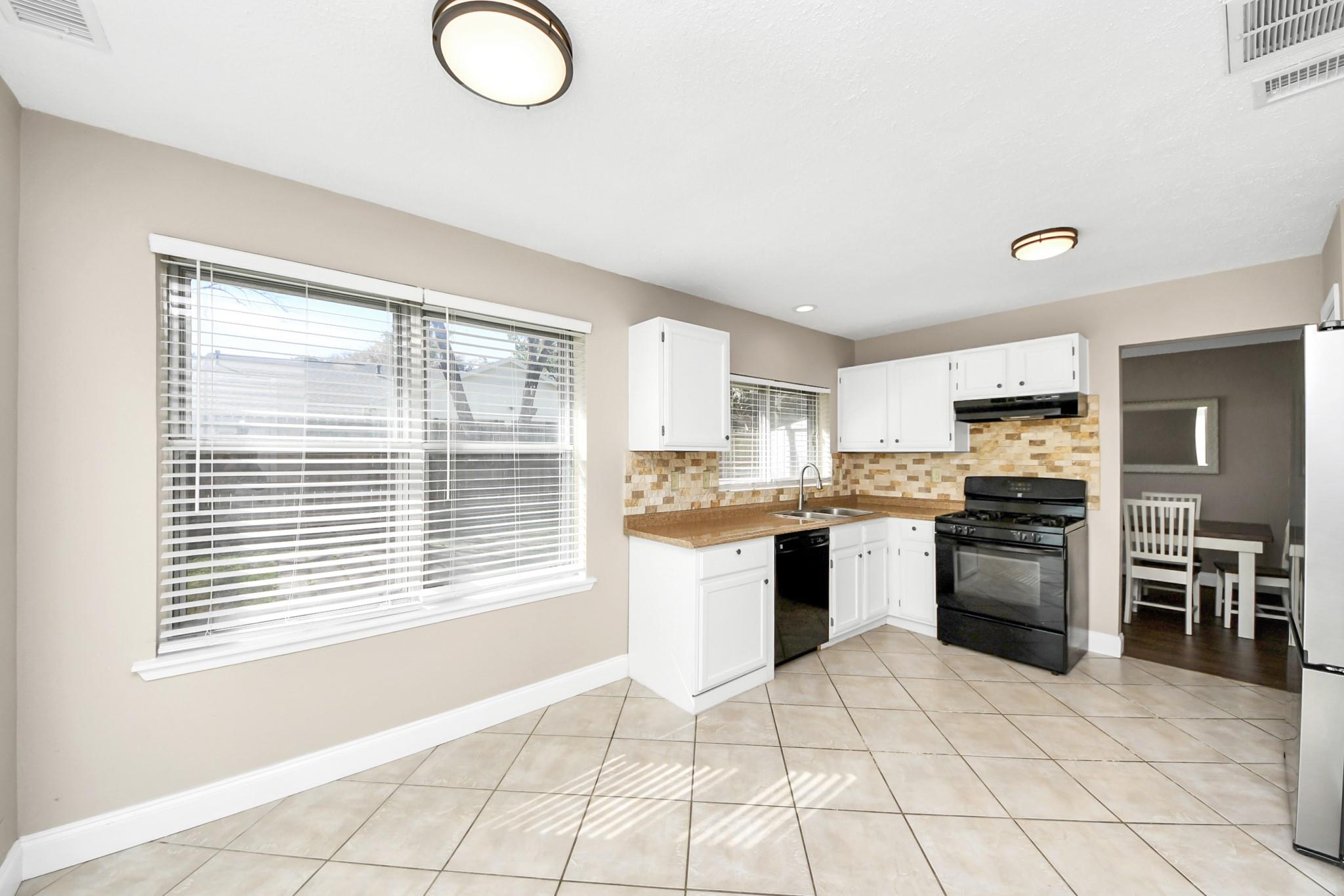 9611 Cleveland Bay Court