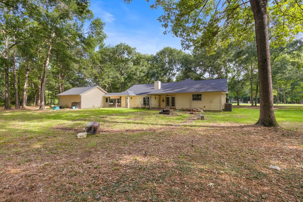 21894 Roberts Lane