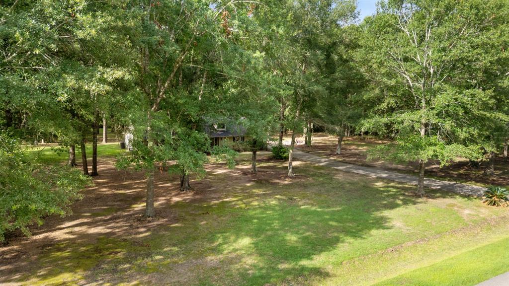 21894 Roberts Lane