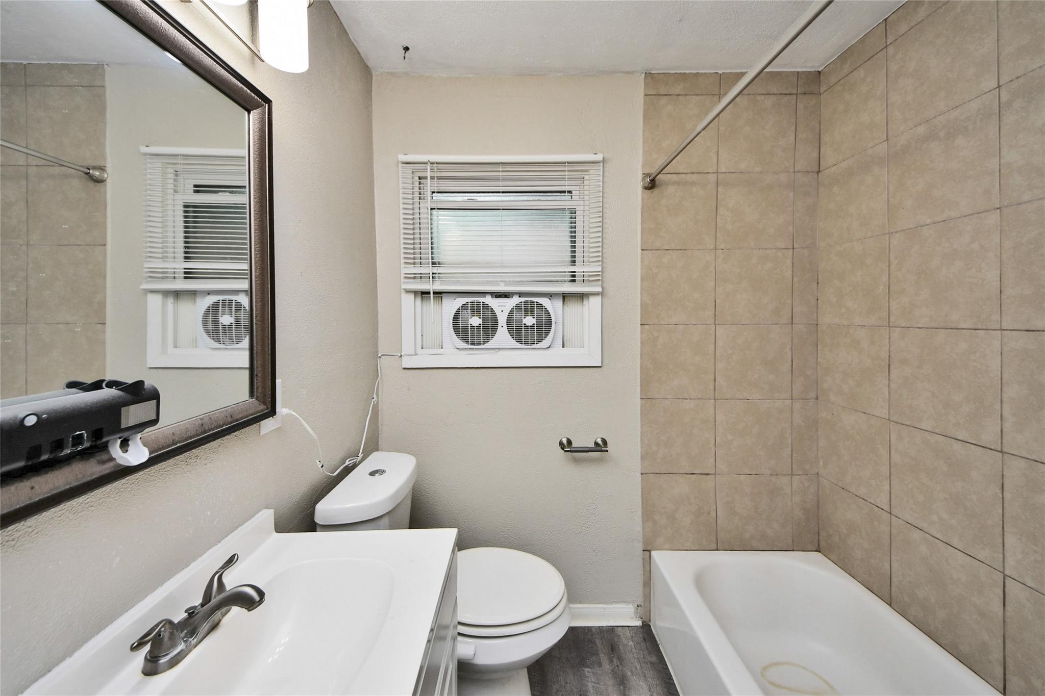 515 24th Avenue N, Texas City