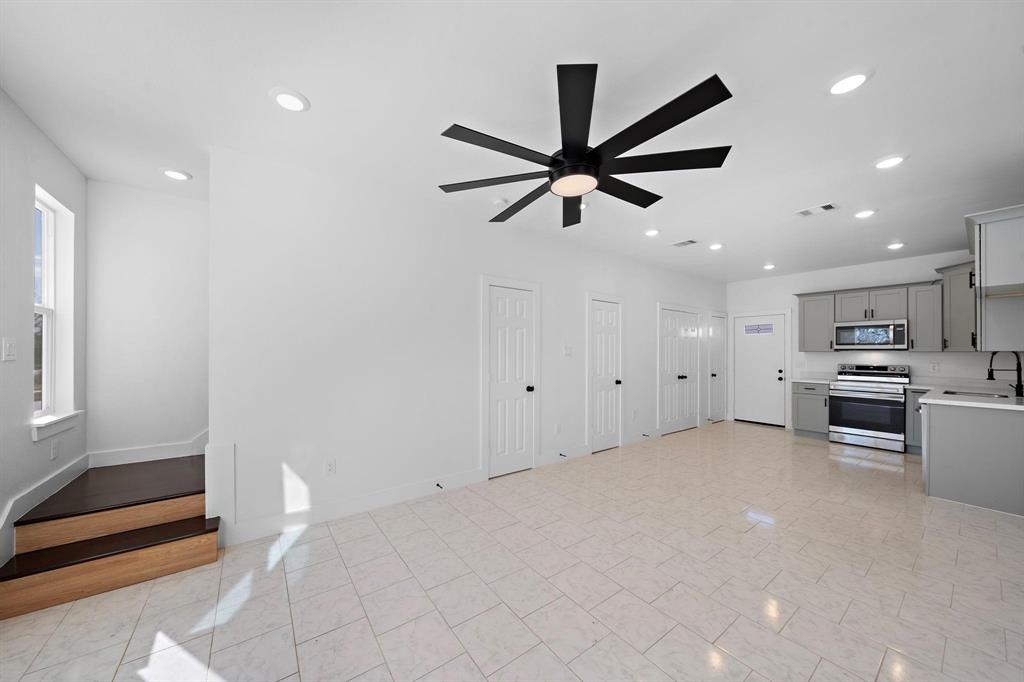 7710 Independence # A