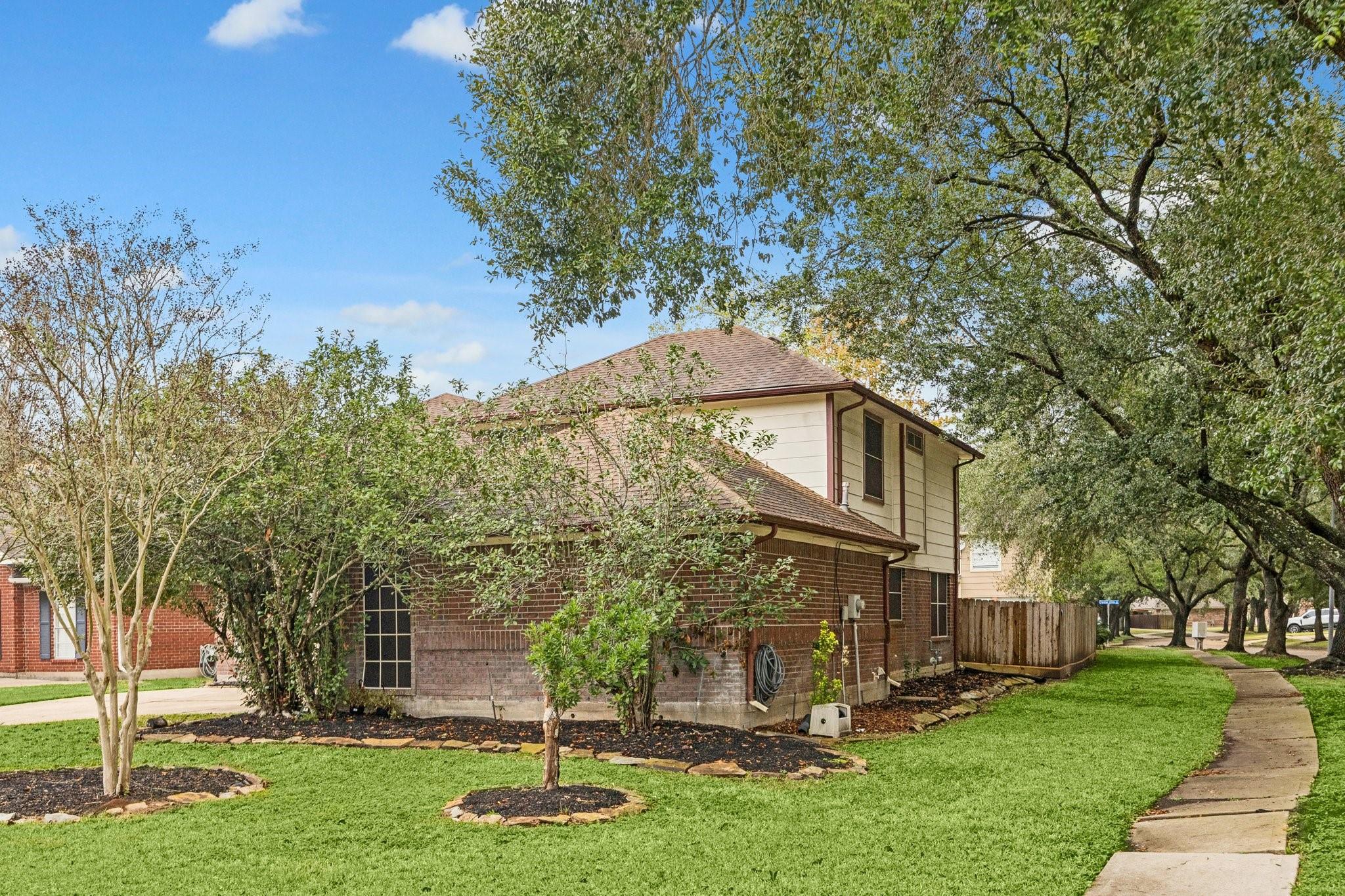 6327 Box Bluff Court