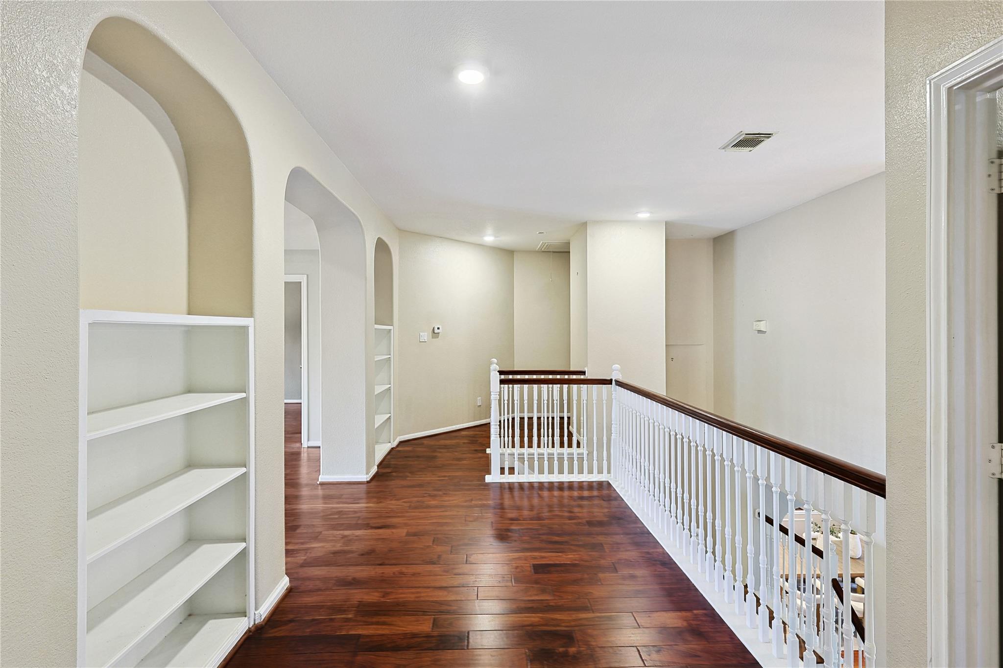 1423 Meadow Lakes Drive