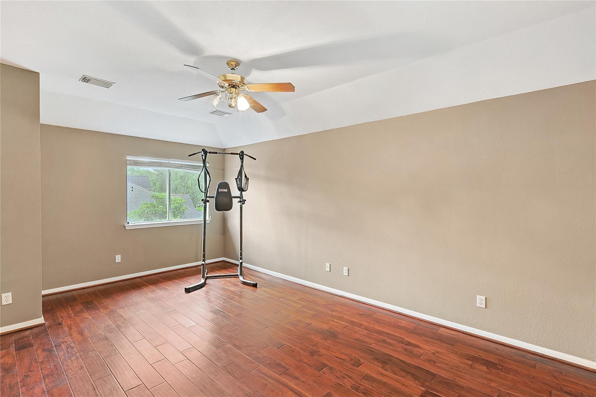 1423 Meadow Lakes Drive